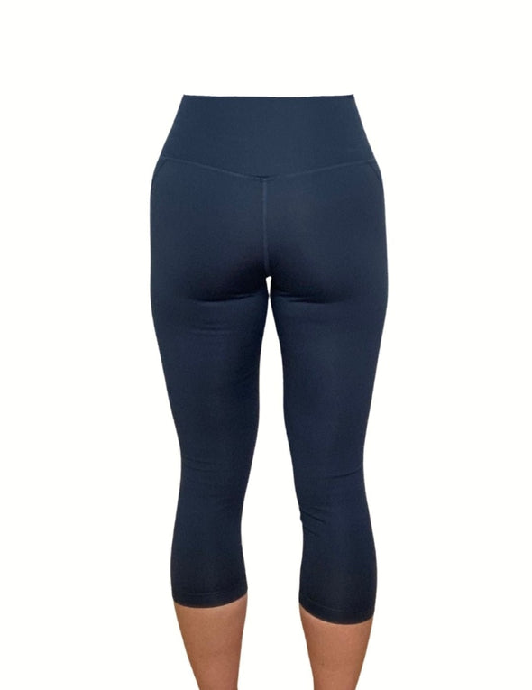 Compressive High Rise Capri Legging - Midnight Leggings